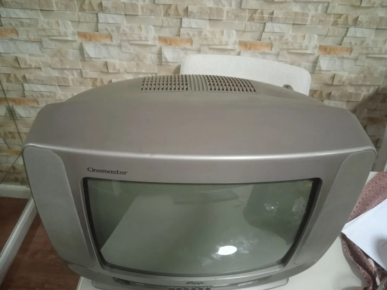 Tv de tubo LG 14 polegadas CP-14B86A funcionando  - Foto 3