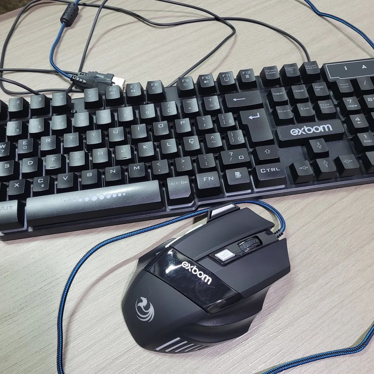 Teclado e mouse gamer