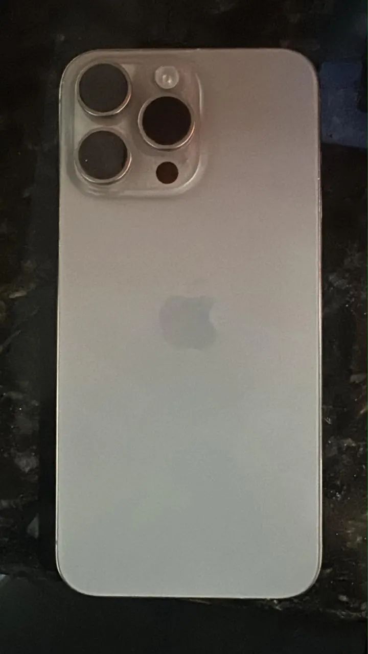 iPhone 15 pro Max  - Foto 2