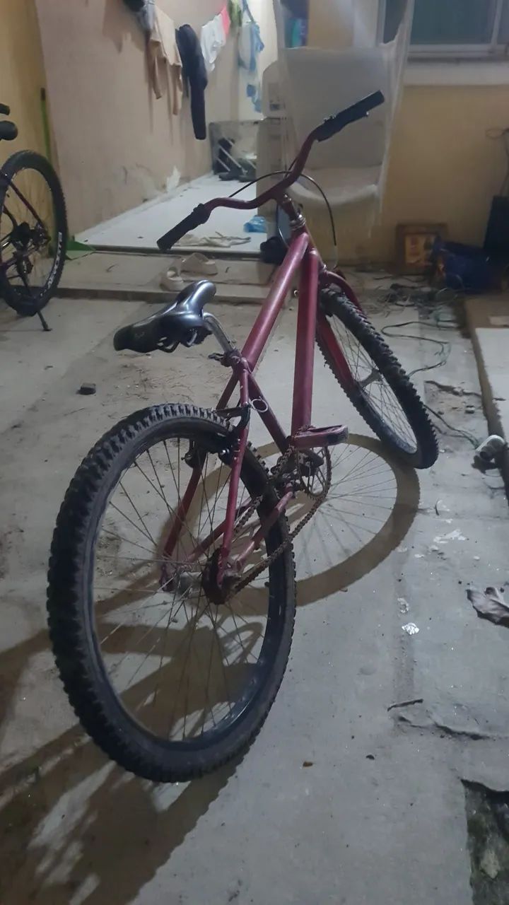 Bicicleta aro 24 troco em celular - Foto 2