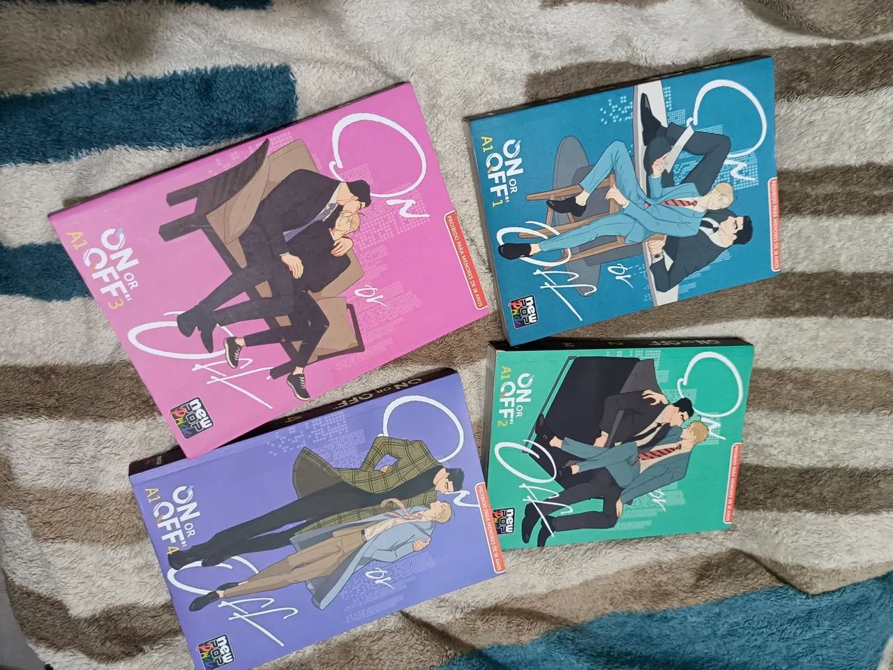 Coleção completa Full color manhwa on or off 