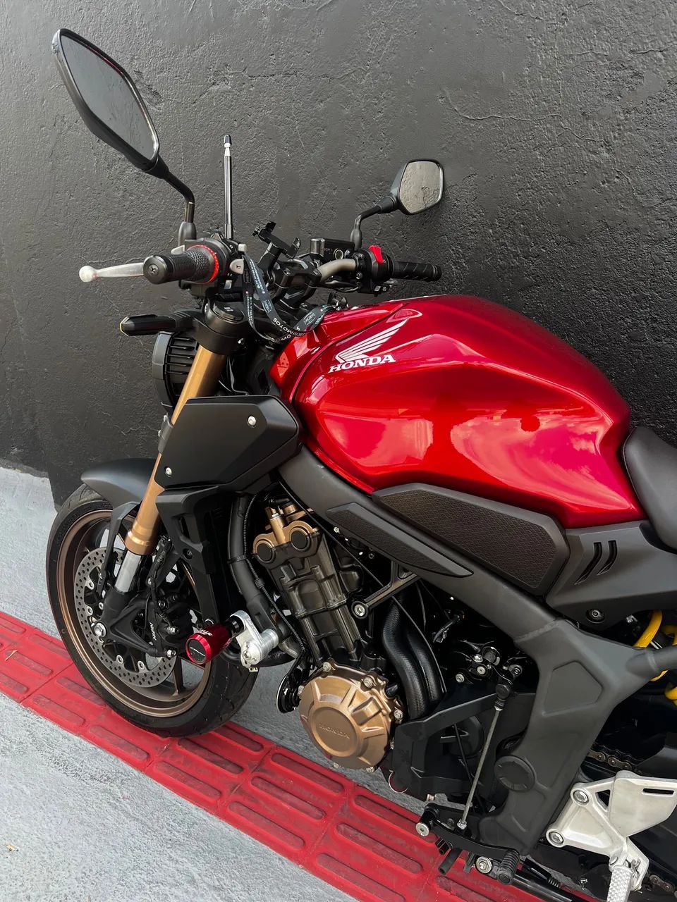 Honda CB 650 R - Foto 4