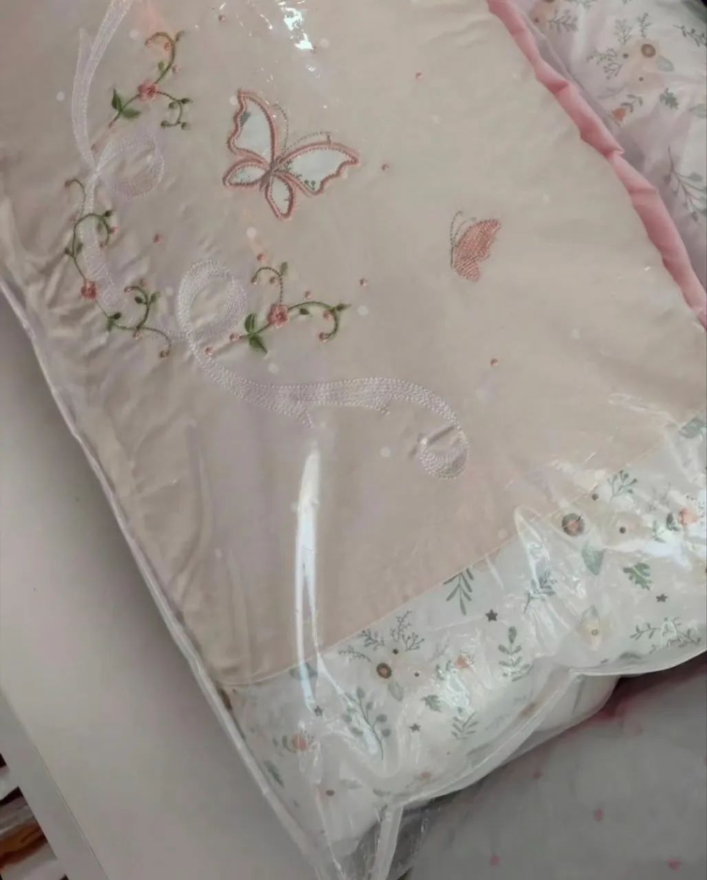 Vendo kit para berço 