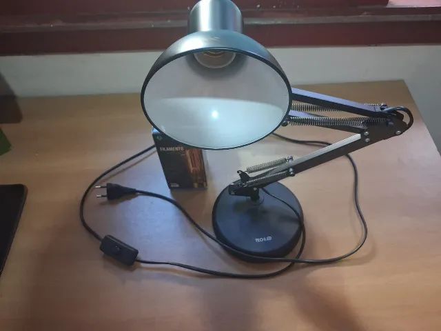 Techled Lamp + Yellow Bulb