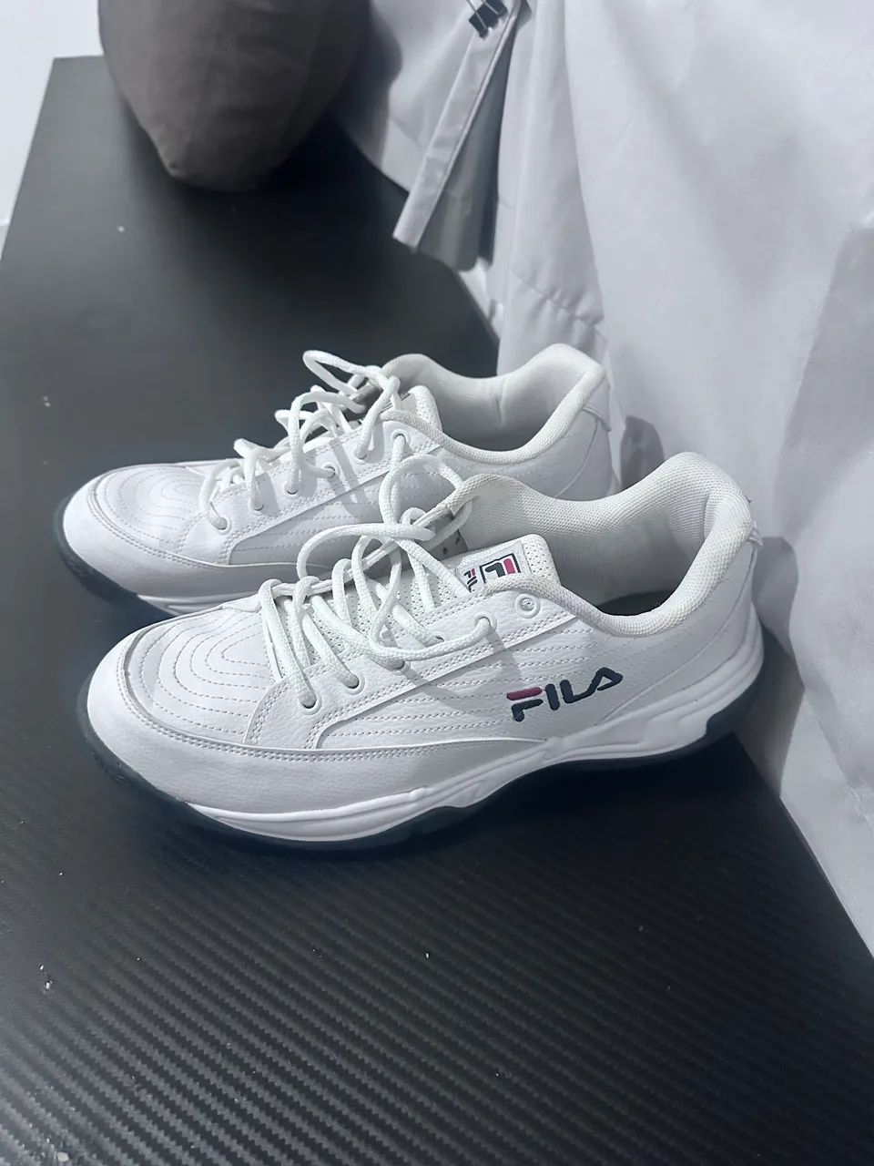 TÊNIS FILA 42/43