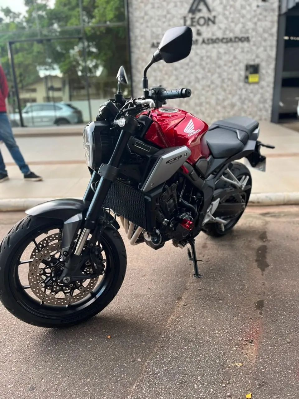 CB 650R - Foto 3