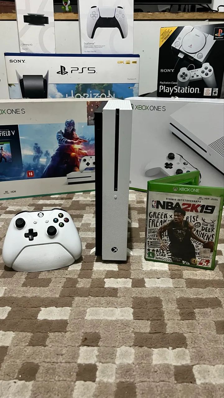Xbox One S 1TB + 03 Meses de Garantia & Jogo Físico ( Loja Física )