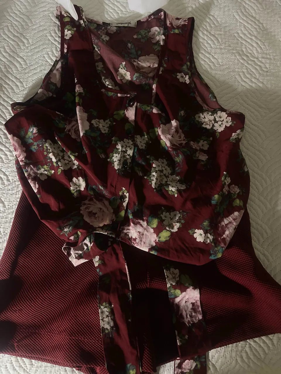 macacão vermelho - tamnaho M - Foto 2