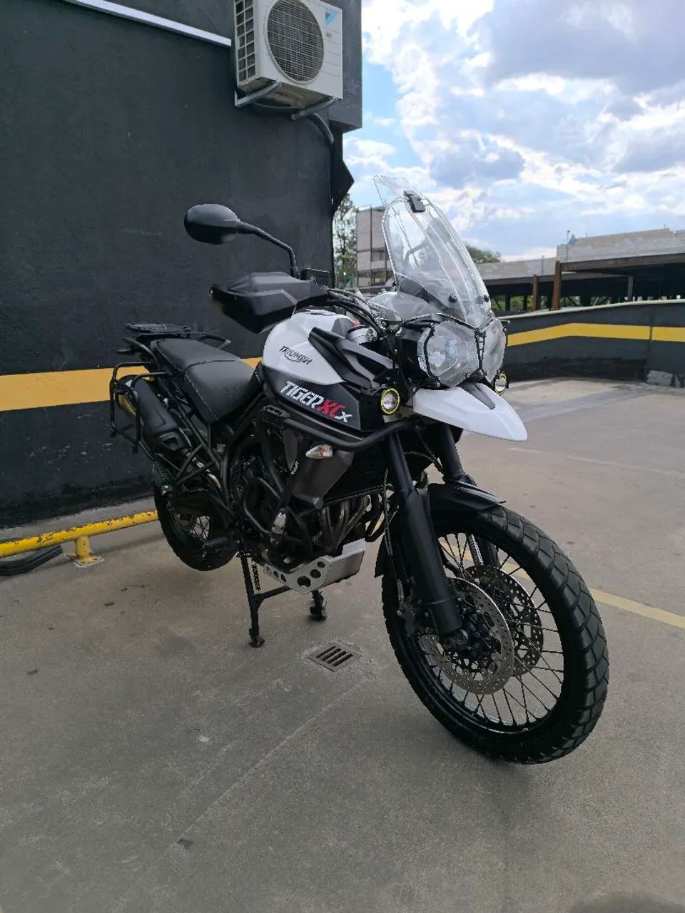 Triumph Tiger 800 XCX 2016 - Foto 2