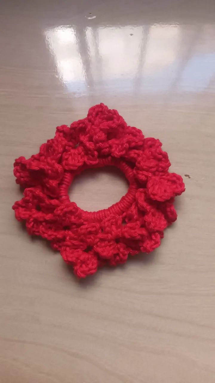 Xuxinha de Cabelo em Crochê Dupla (Sob Encomenda) - Foto 3