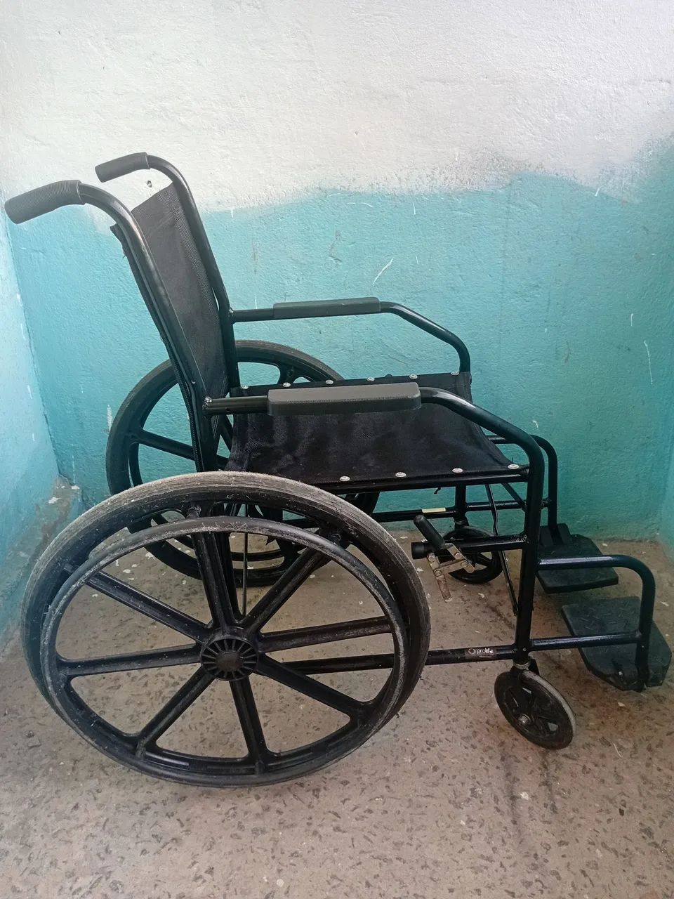 Cadeira de rodas - Foto 3