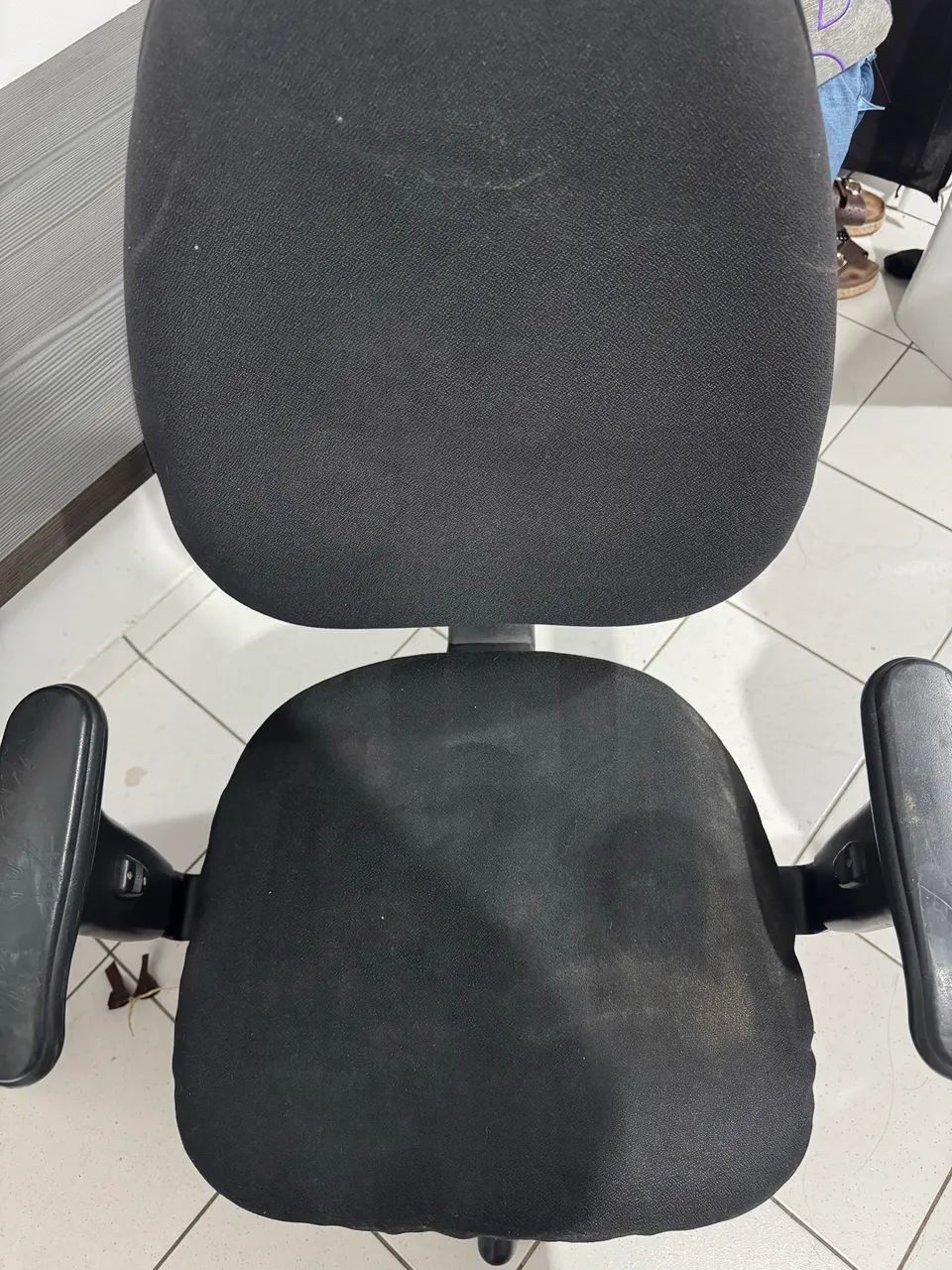 Vendo mesa e cadeira  - Foto 2