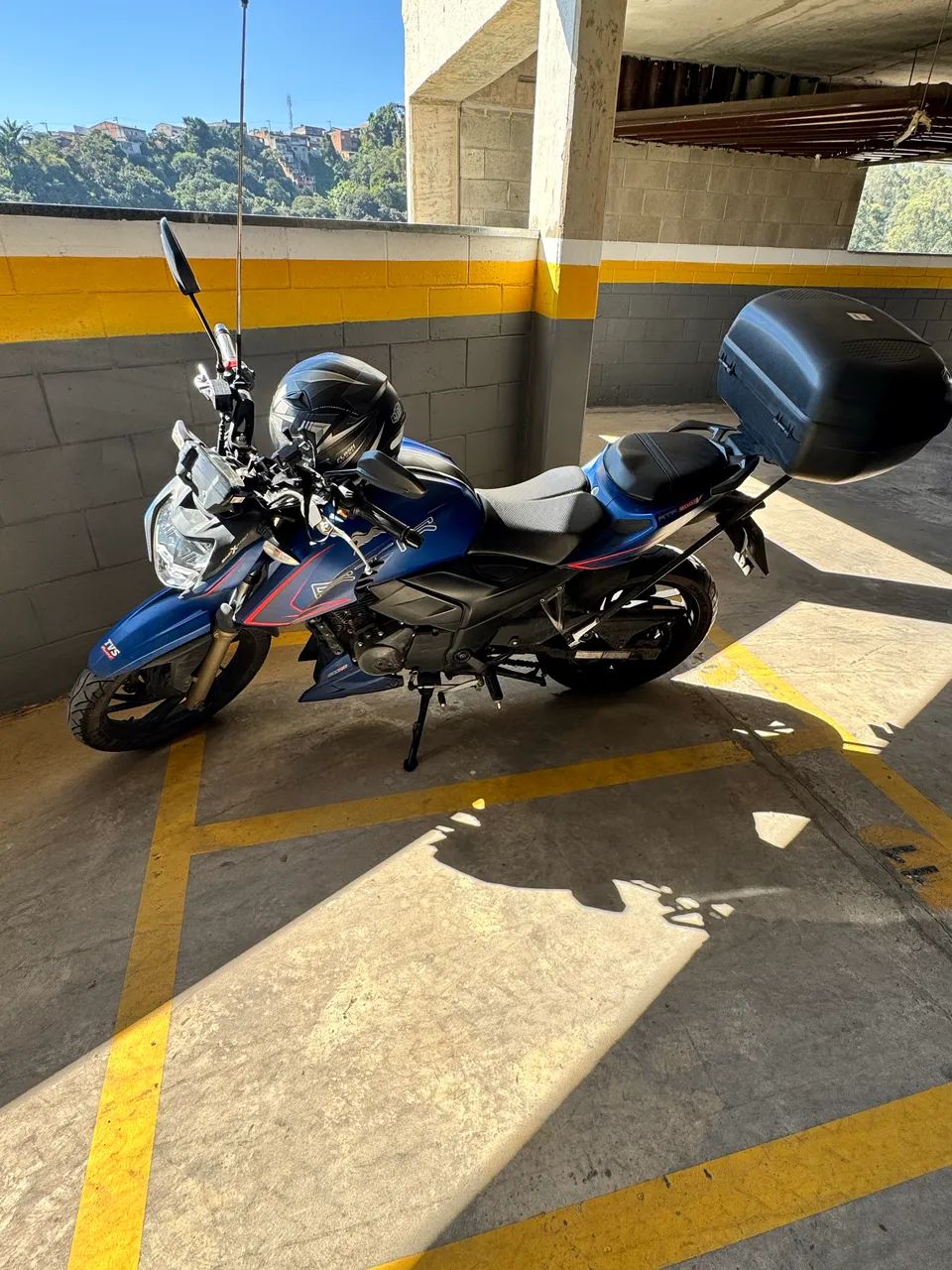 Apache RTR 200 2024