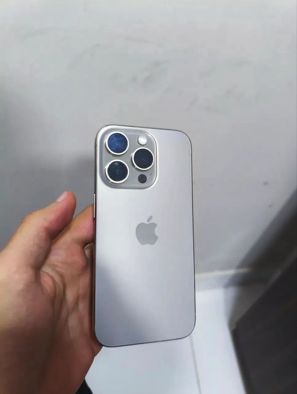 iPhone 15 pro 256gb