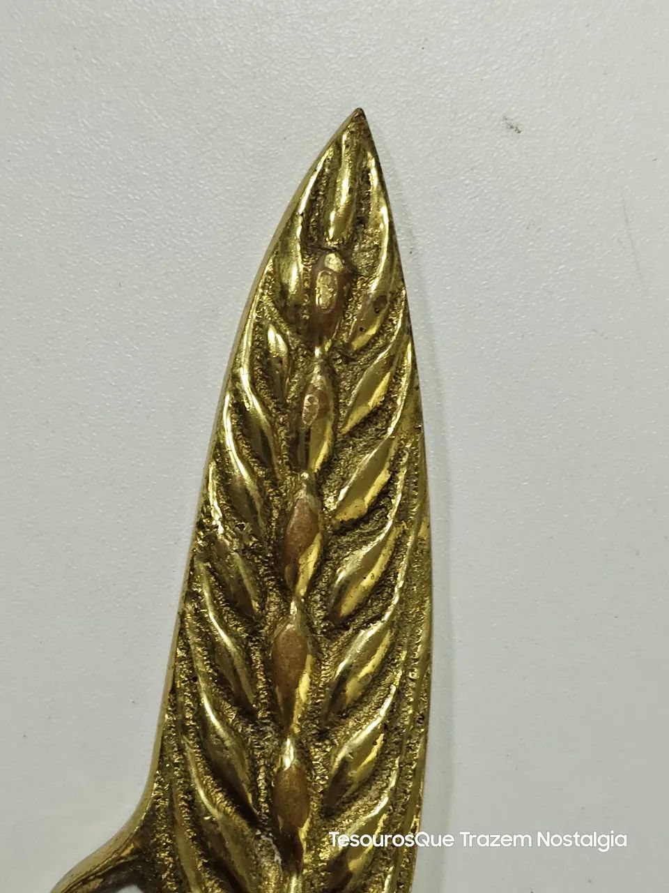 Abridor de Garrafas Antigo em Formato de Folha - V.S 14cm - Foto 3