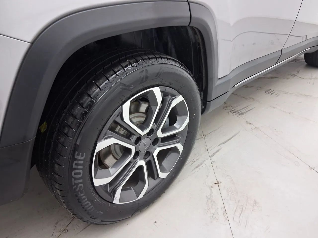 Jeep Commander Limited T270 1.3 TB Flex Aut., foto 14 de 18