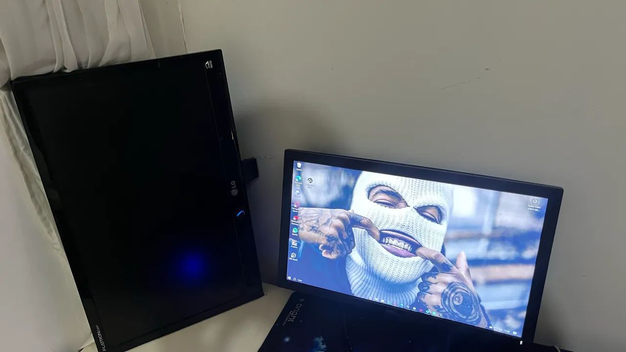2 Monitores Dell + LG Funcionando Perfeitamente PS DOIS POR 400 - Foto 3