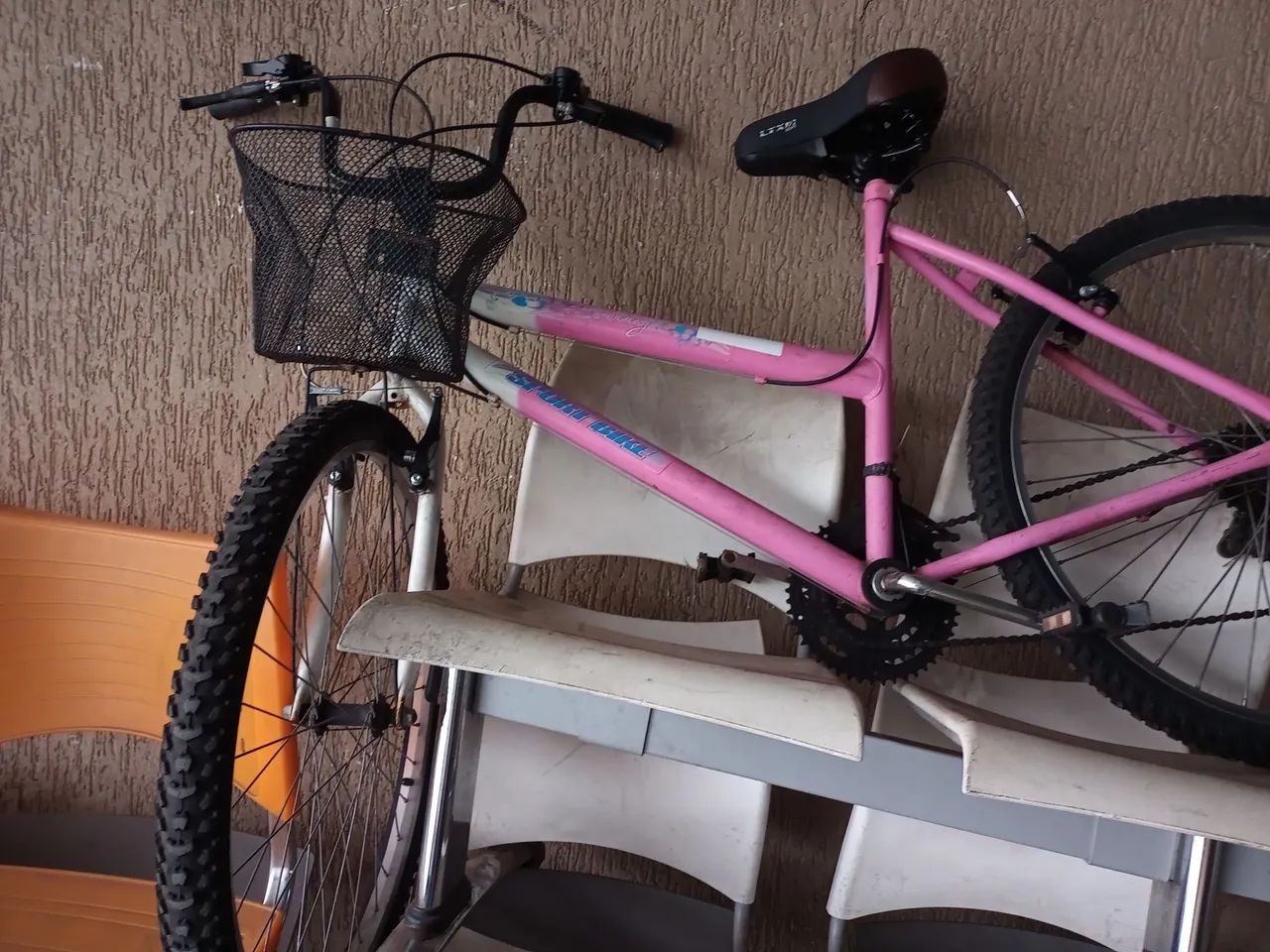 Usada bicleta com cestinha  zerada  - Foto 2