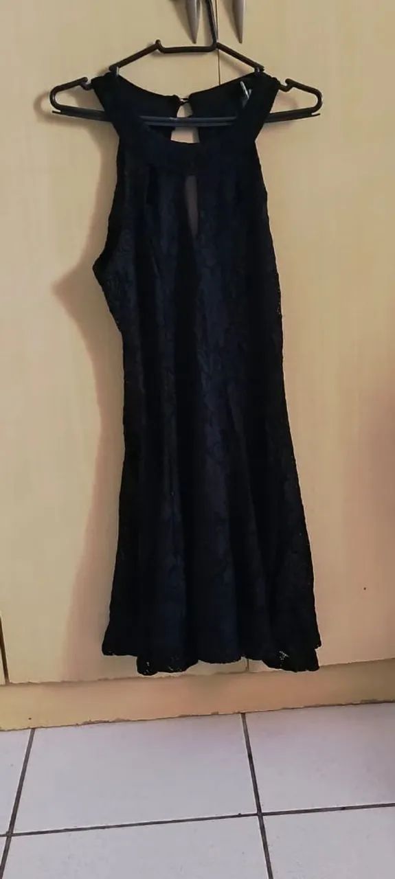 Vestido Preto de Renda