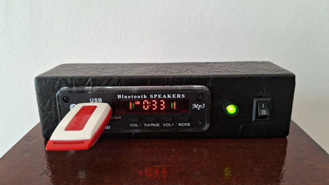 Caixa antiga para som ambiente com Bluetooth  - Foto 5