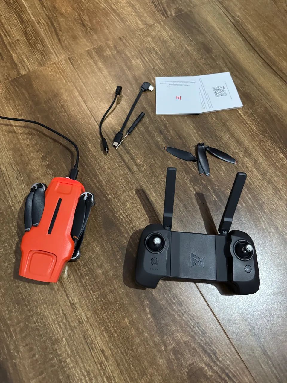 Drone Fimi Mini 3 com maleta para transporte