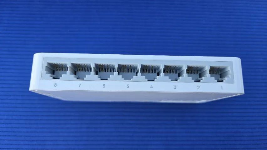 Switch TP-LINK 8 Potas 10/100  - Foto 3