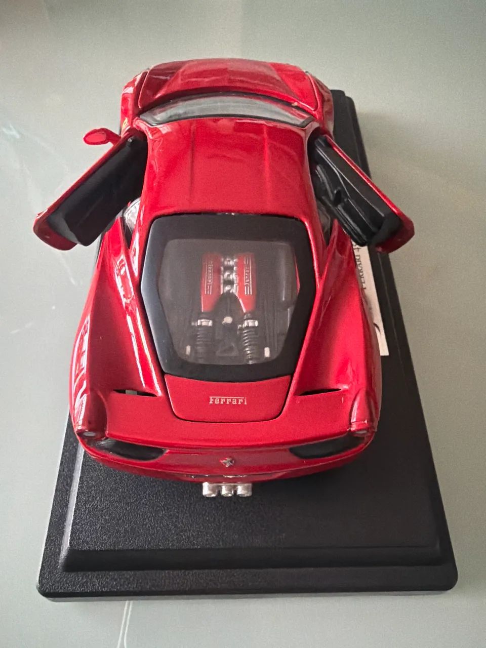 Miniatura Ferrari 458 Italia 2010 1:24 | Base Expositora  - Foto 3