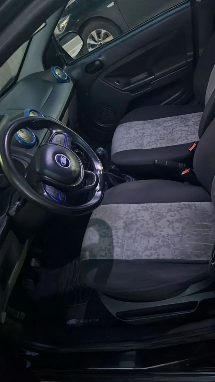 Ford Fiesta Sedan 1.0 8V Flex 4P 2008 - Foto 4