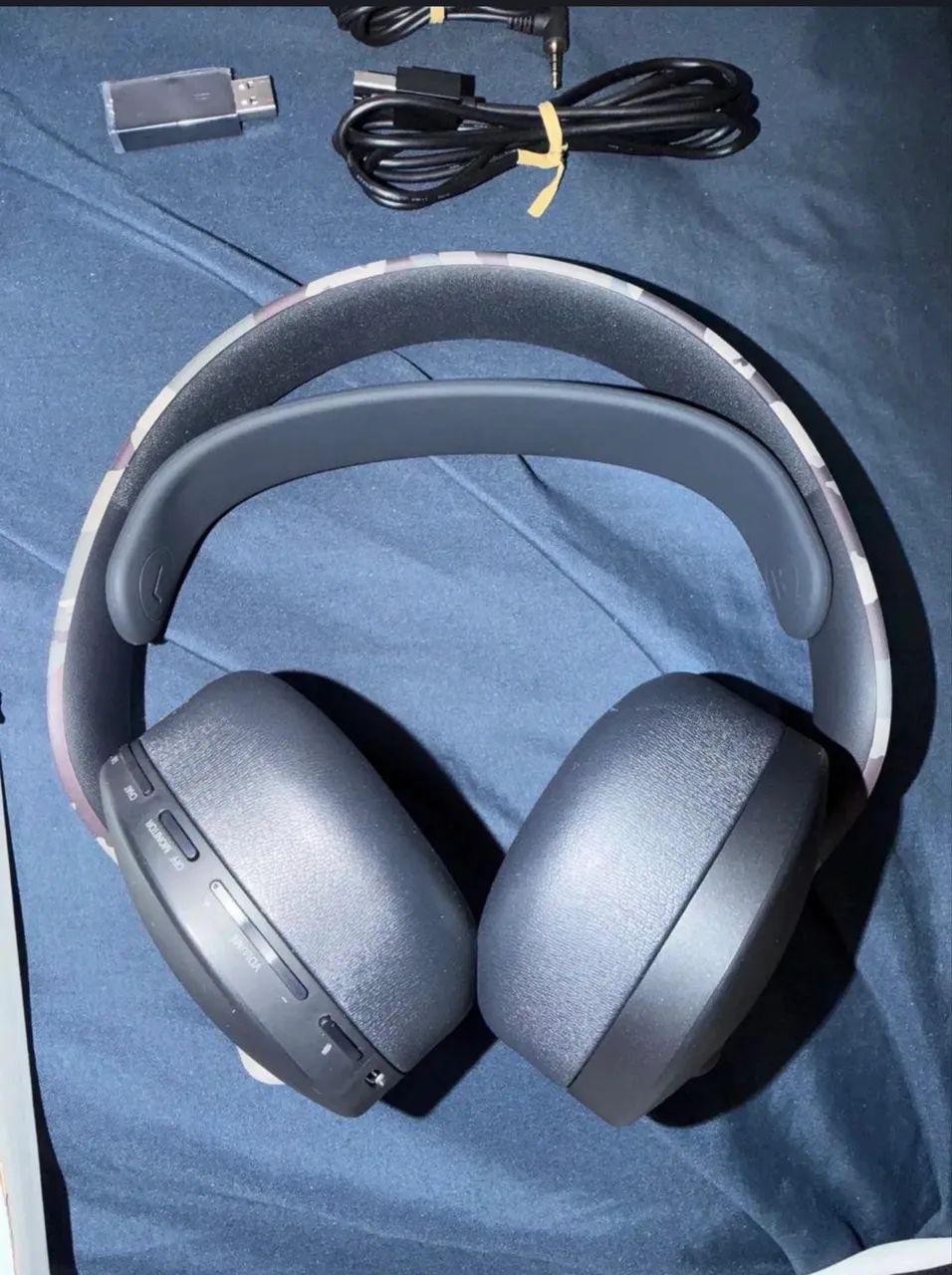 Headset Sony PULSE 3D Gray Camouflage - Estado de Novo | Completo na Caixa - Foto 4