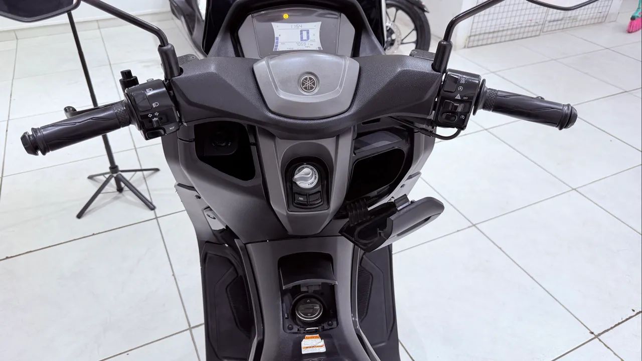 Yamaha Nmax 160 - Foto 2