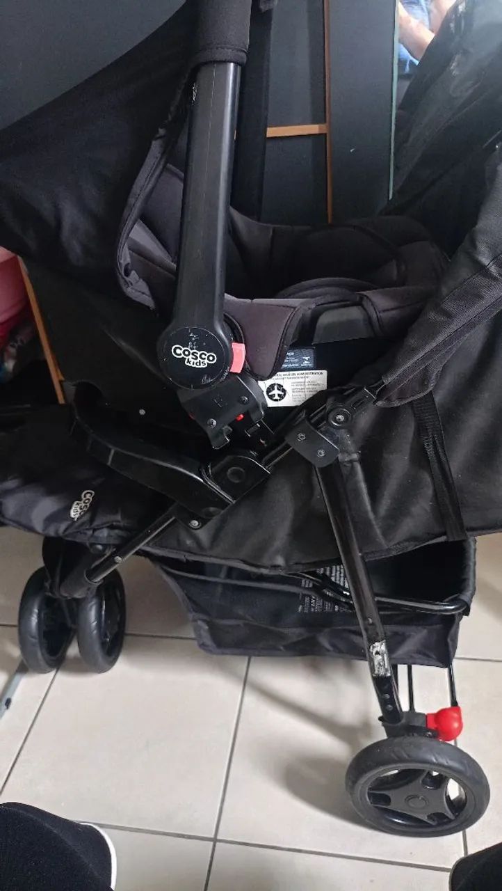 Carrinho de bebê+ bebê conforto  - Foto 2