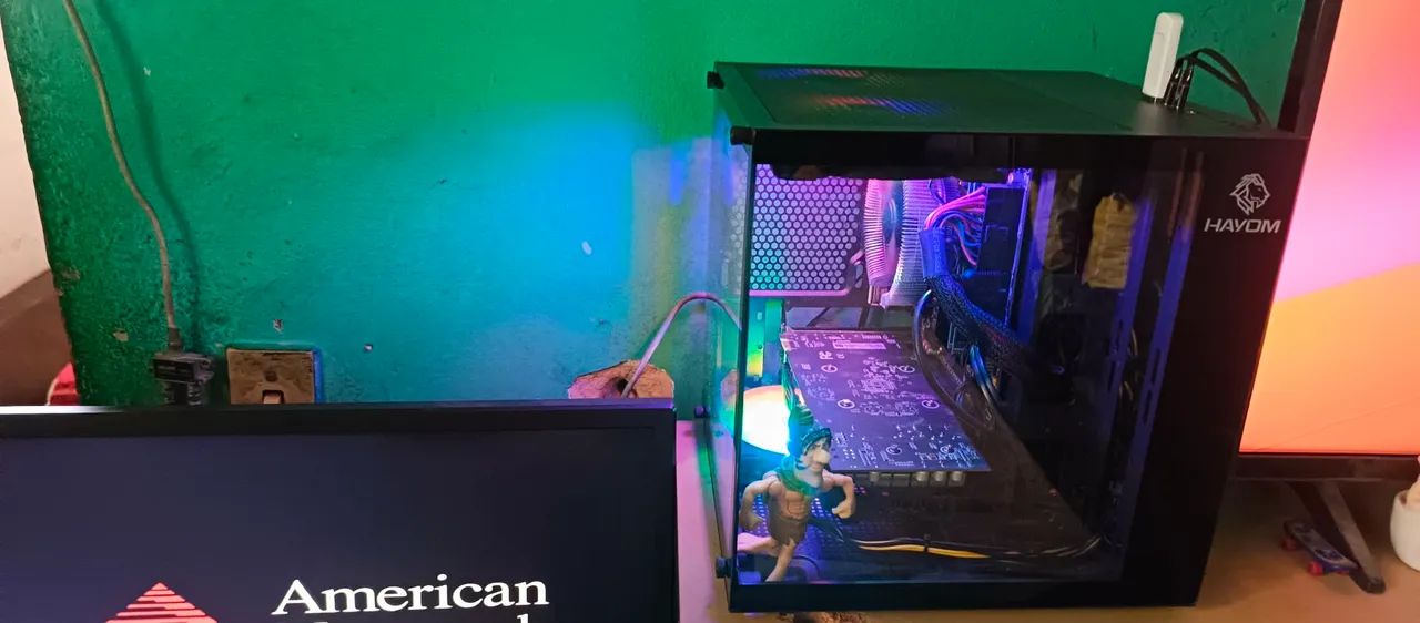 PC gamers gabinete aquário 