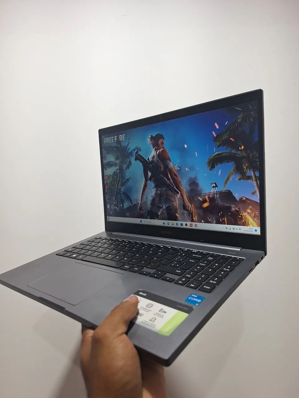 NOTEBOOK SAMSUNG - i3 3.00Ghz 11a GERAÇÃO | 8GB RAM DDR4 | SSD