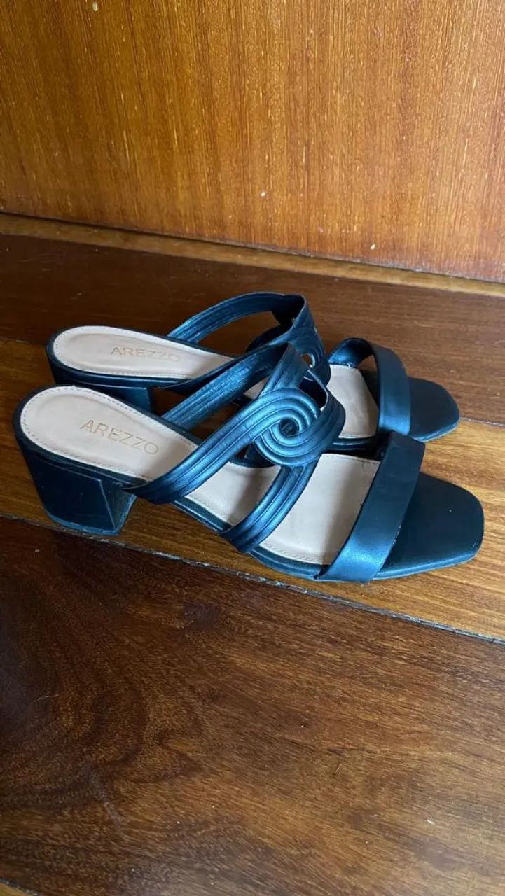 Sandália Arezzo n36