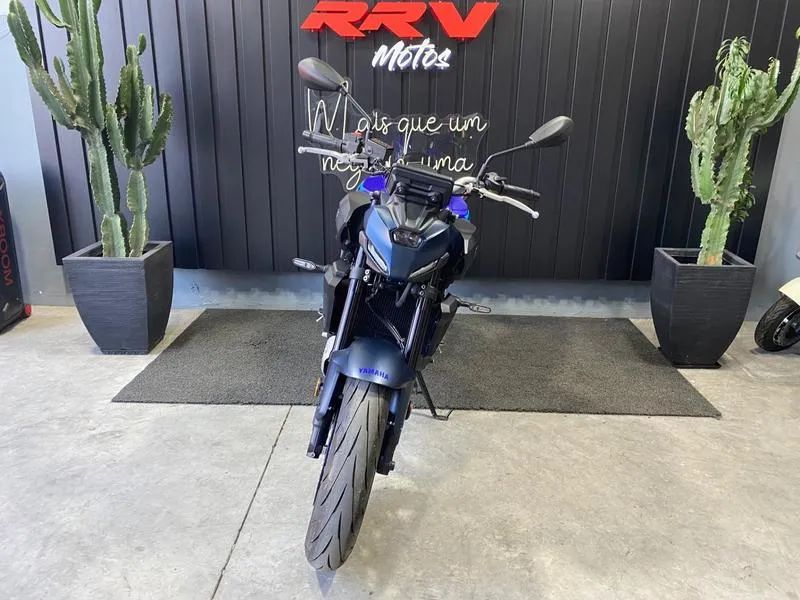 YAMAHA MT07 2026 - Foto 5