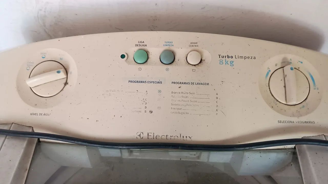 Máquina de levar roupa Eletrolux 12 kilos 300 reais  - Foto 3