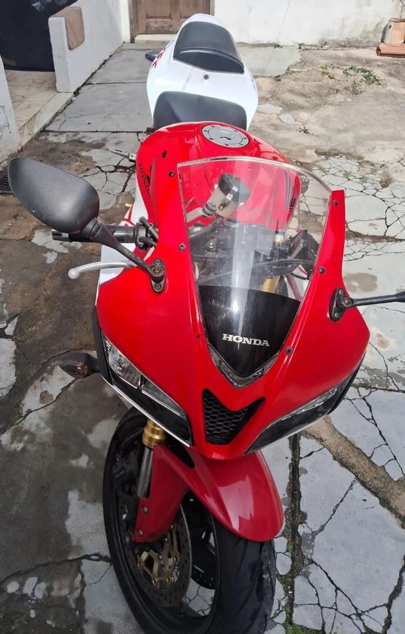 Honda CBR 600RR  2012 - Foto 2