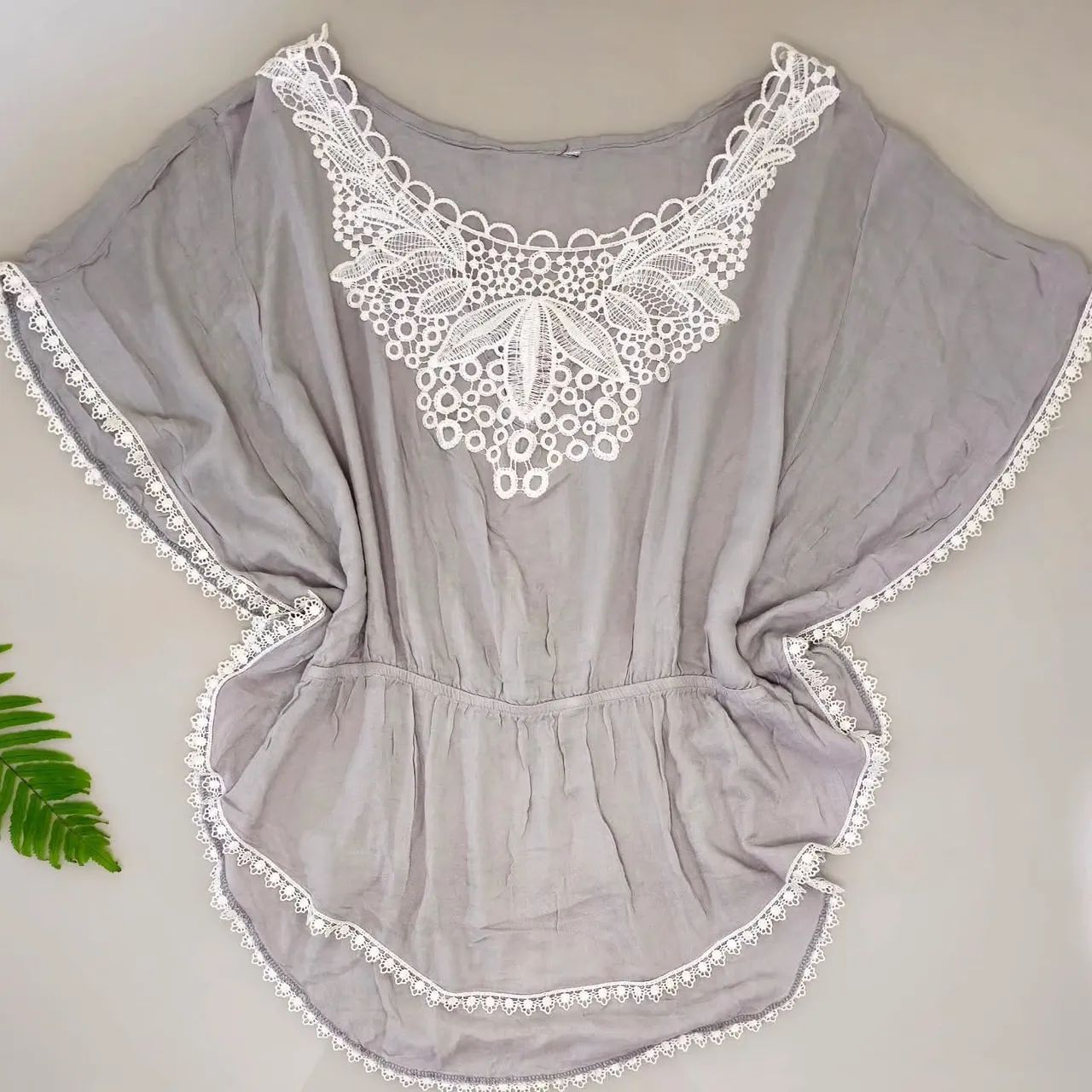 Kit 5 blusas femininas tamanho M  - Foto 2