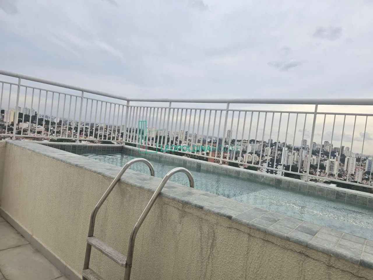 Cobertura Vila Romana - 290m²- 3 suítes e piscina