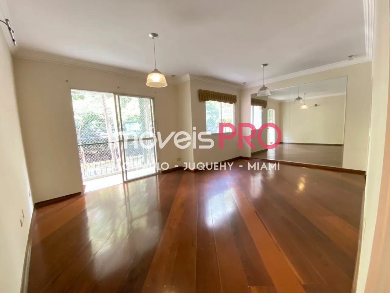 Apartamento com 3 quartos e 1 suíte