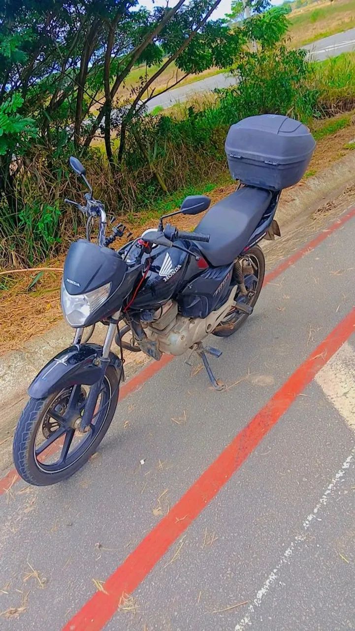 Honda titan 150 - Foto 2