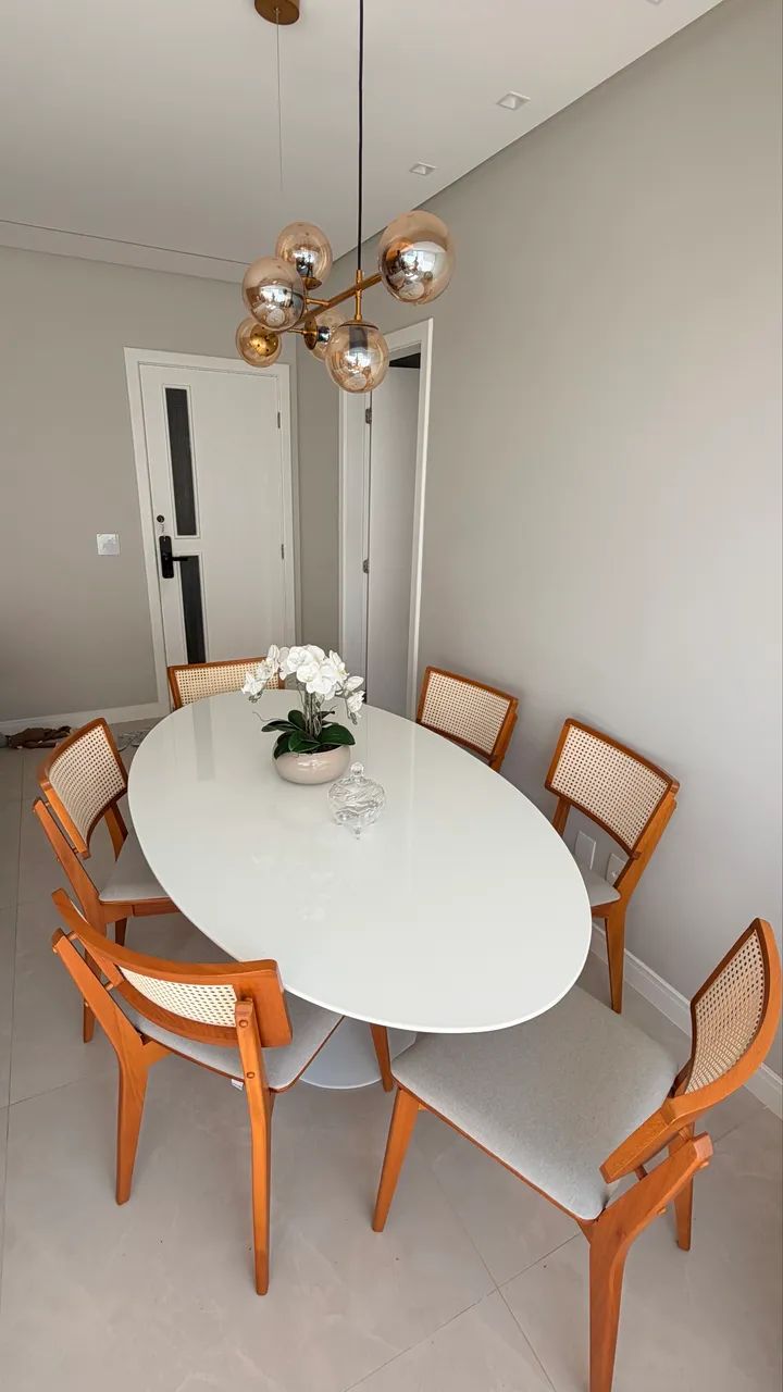 Mesa oval de nanoglass com base da saarinen designe (sem cadeiras)   - Foto 3