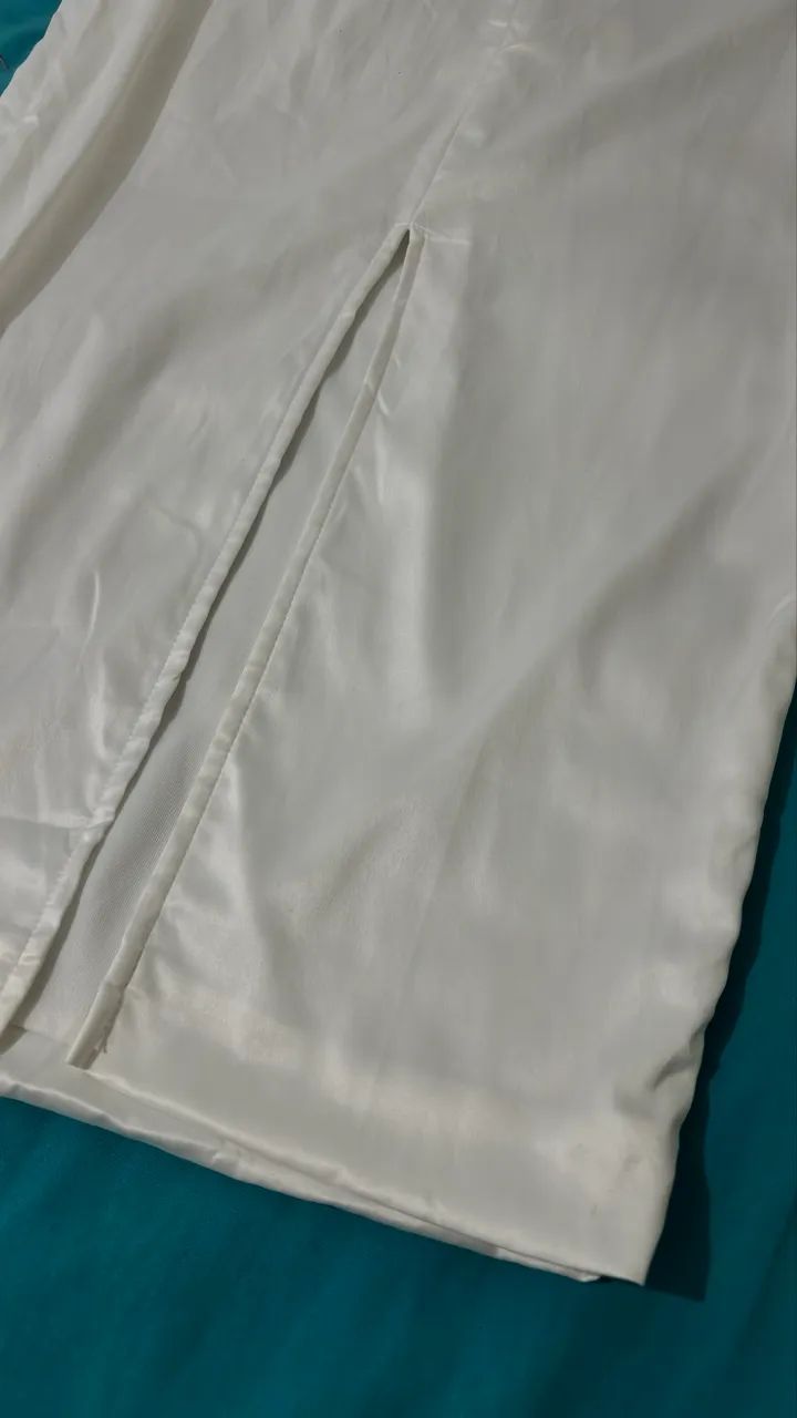 Vestido Off White em Cetim - Shein  - Foto 2