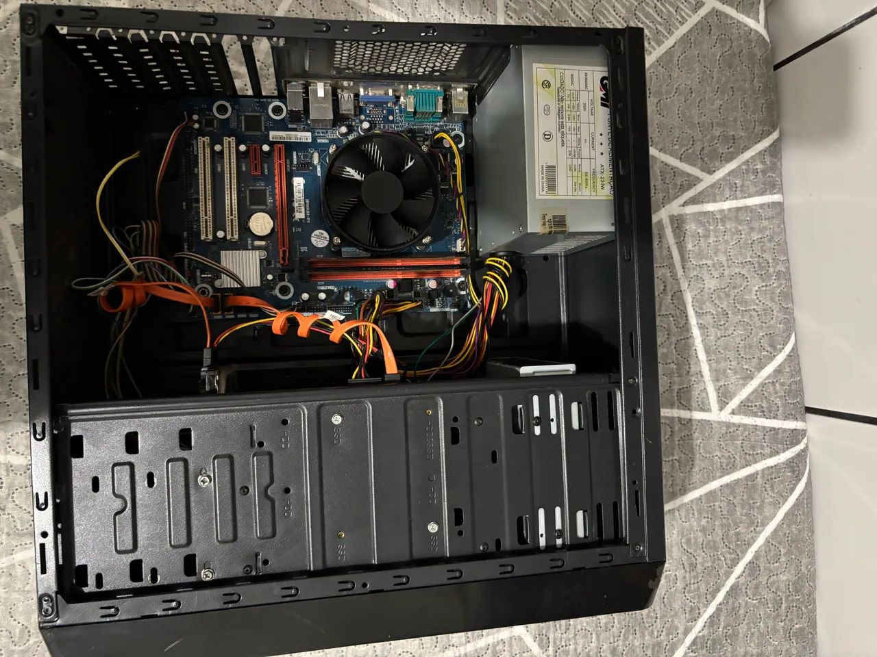 PC PARA ATIVIDADES SIMPLES, TRABALHO E ESTUDOS  - Foto 3