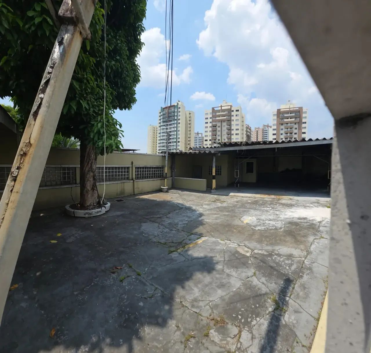 Casa Comercial no Parque 10