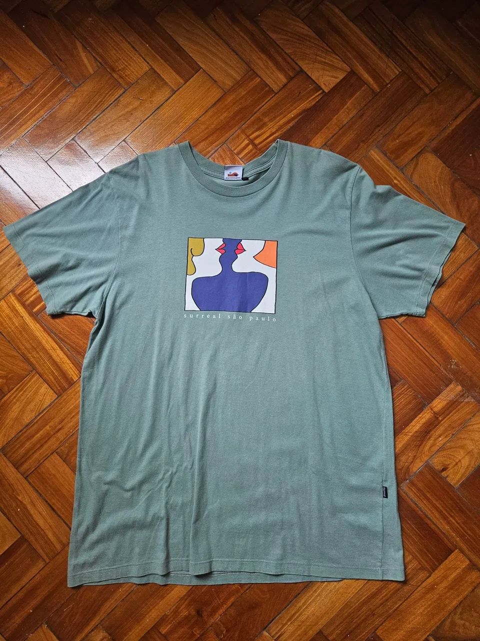 Camiseta Surreal Sao Paulo