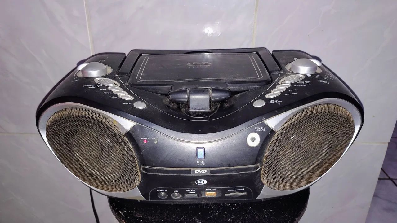 Som Mini System com DVD