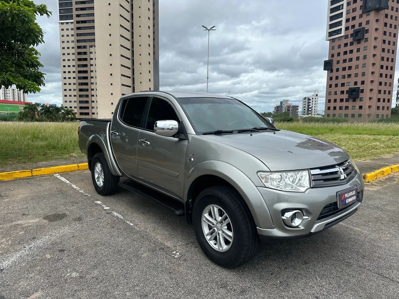 Mitsubishi L200 2015