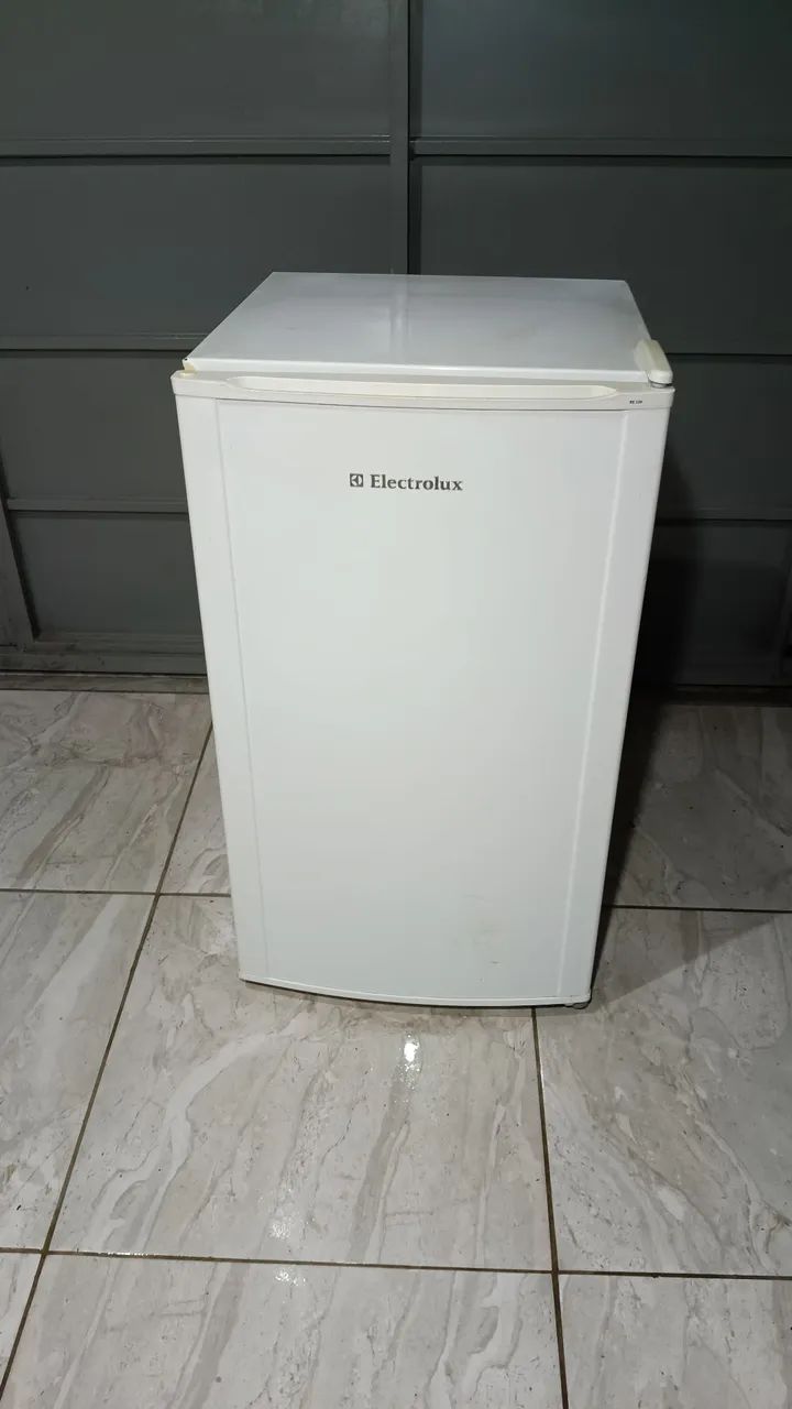 Frigobar Electrolux 122L 127V com Garantia e Entrega Grátis 