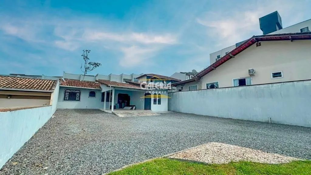 CASA no COSTA E SILVA com 3 quartos para LOCAÇÃO, 120 m²